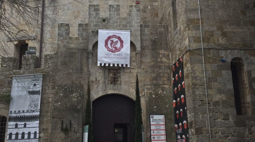 20180205_LUNADORO_CS_Anteprima Nobile Montepulciano