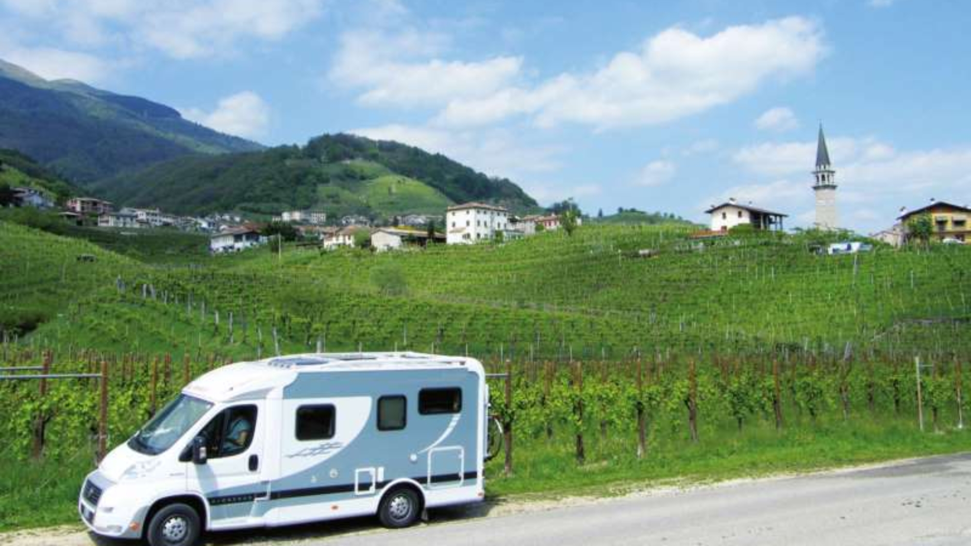 trasmissione camper su colline del prosecco