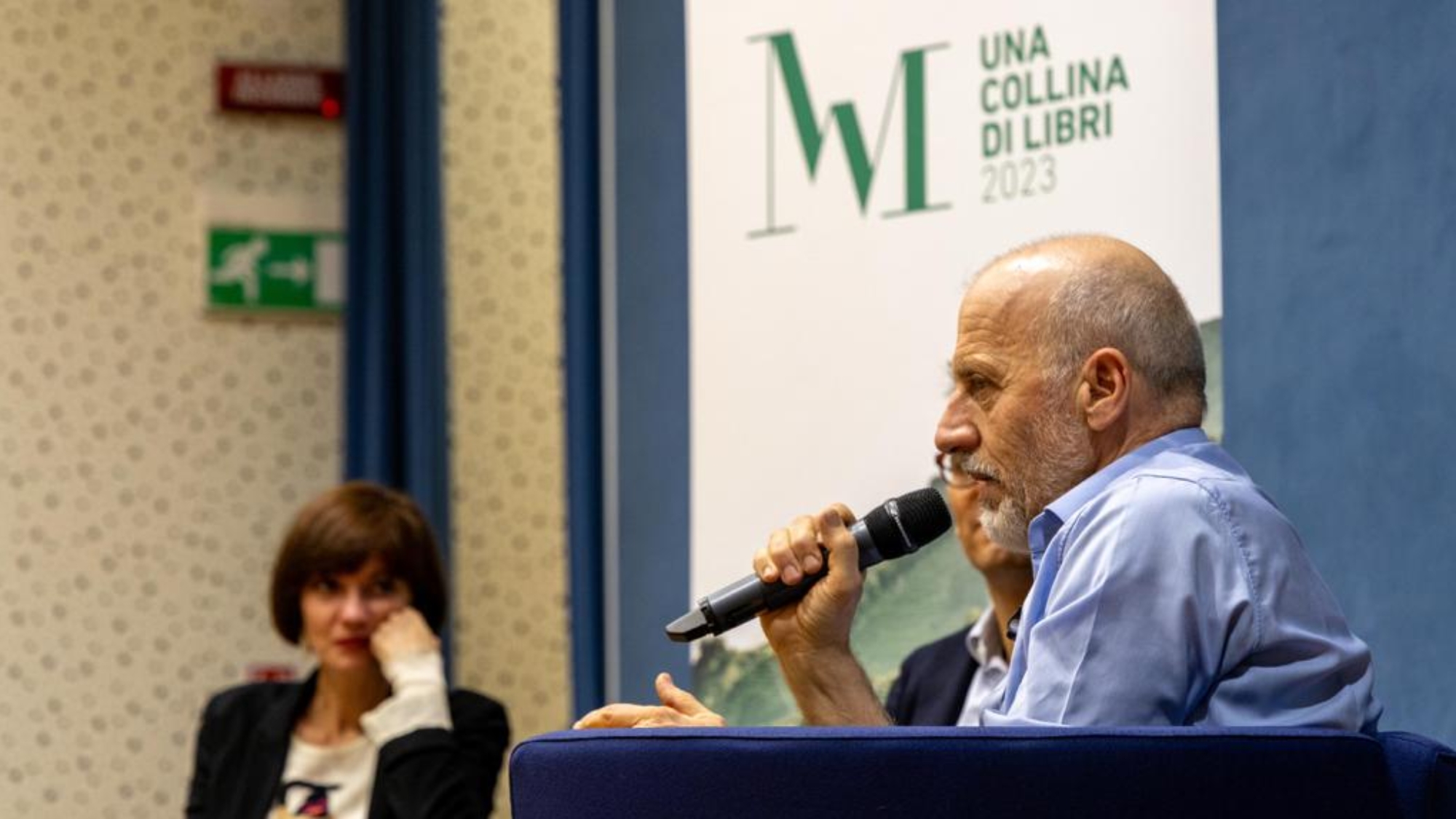 Paolini e laquidara per una Collina di Libri